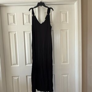 Green Envelope Black Sleeveless Maxi Dress